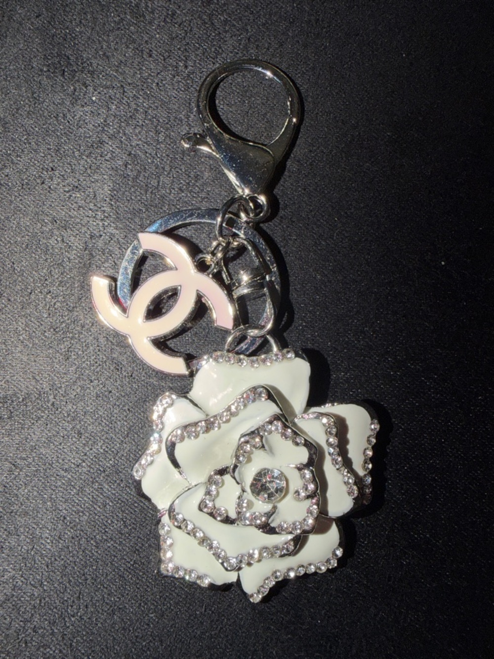 Custom Curated Pink CC & Crystal White Rose Keychain - Picture 4 of 7